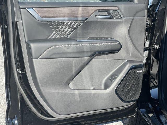 New 2026 GMC Acadia Denali w/ Super Cruise Package FWD image 11