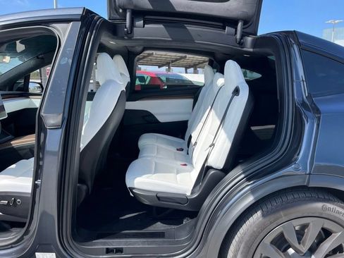 Used 2024 Tesla Model X AWD/4WD image 5