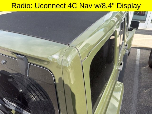 Used 2022 Jeep Wrangler Unlimited Sahara AWD/4WD image 11