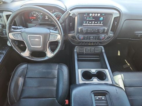 Used 2019 GMC Sierra 2500 Denali w/ Duramax Plus Package image 10