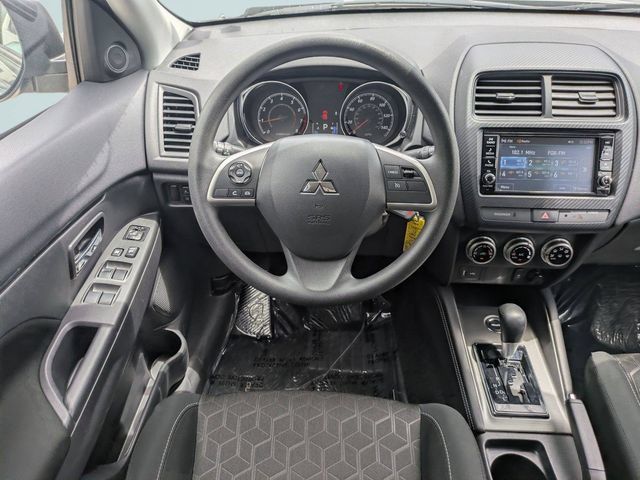 Used 2025 Mitsubishi Outlander Sport ES AWD/4WD image 16