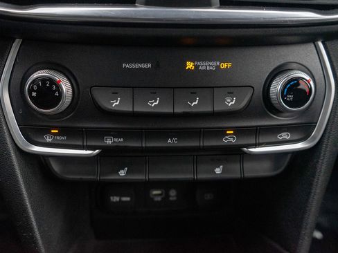 Used 2020 Hyundai Santa Fe SEL image 18