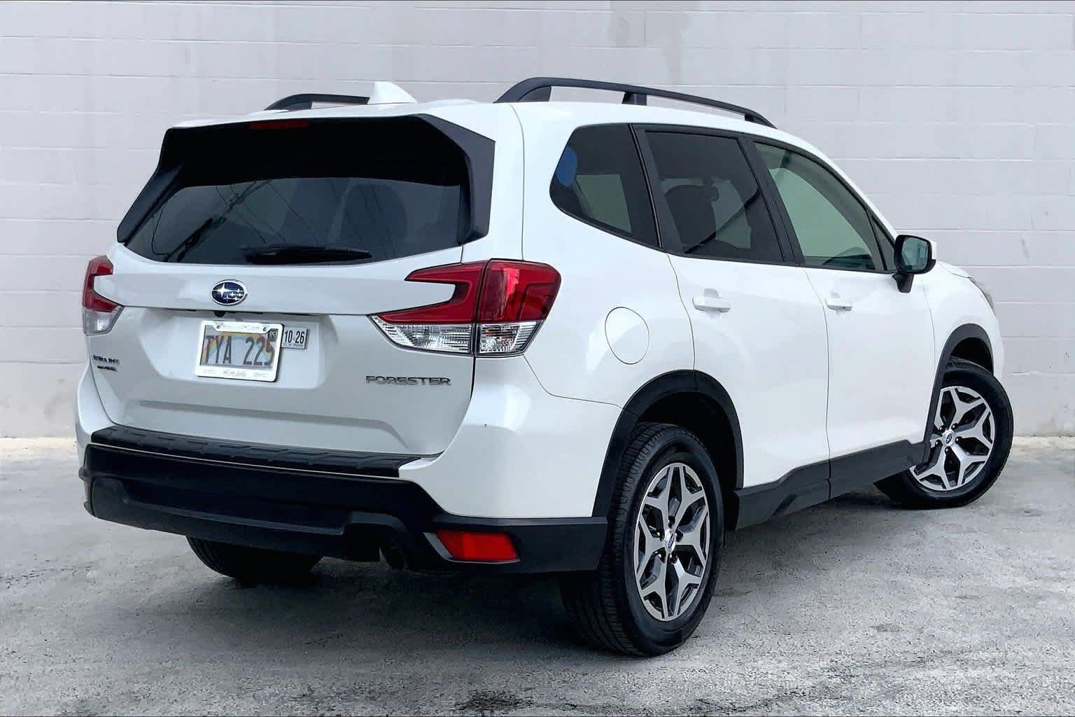 Used 2020 Subaru Forester Premium AWD/4WD image 22