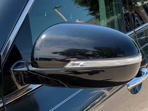 Certified 2019 Kia Sorento S image 11