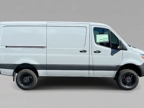 New 2026 Mercedes-Benz Sprinter 2500 image 9