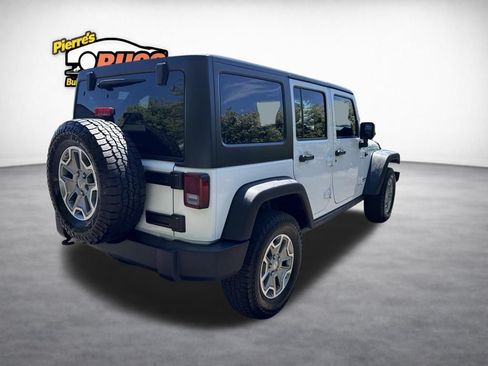 Used 2016 Jeep Wrangler Unlimited Rubicon w/ Connectivity Group AWD/4WD image 6