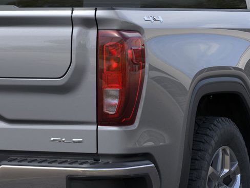 New 2026 GMC Sierra 1500 SLE w/ Preferred Package image 11