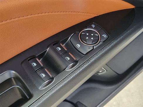 Used 2019 Ford Fusion Titanium image 19