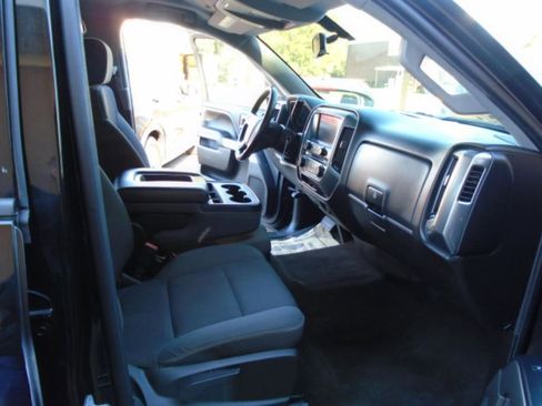 Used 2018 Chevrolet Silverado 1500 LT image 15