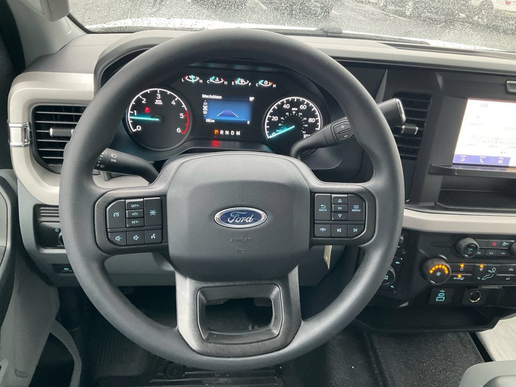 New 2026 Ford F350 XL w/ XL Chrome Package AWD/4WD image 21