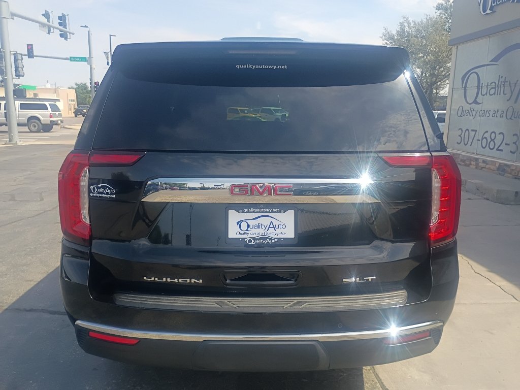 Used 2023 GMC Yukon XL SLT AWD/4WD image 7