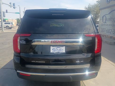 Used 2023 GMC Yukon XL SLT AWD/4WD image 7