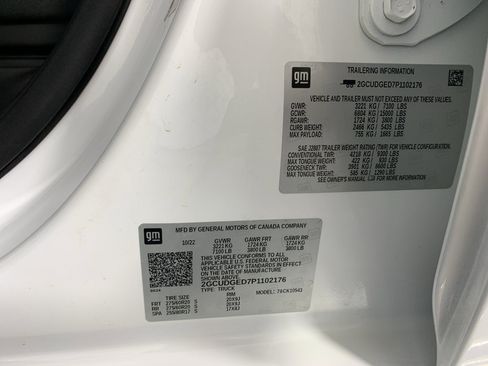 Used 2023 Chevrolet Silverado 1500 LTZ w/ LTZ Convenience Package II AWD/4WD image 12