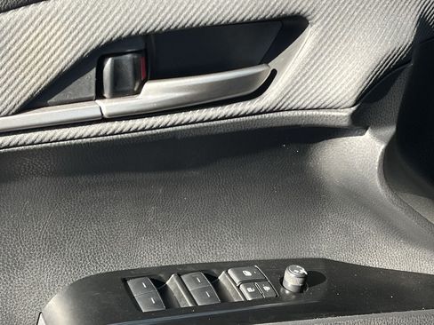Used 2025 Toyota Camry SE FWD image 21
