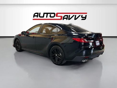Used 2026 Toyota Camry SE w/ Multimedia Upgrade Package FWD image 5