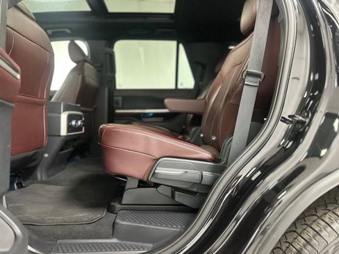 Certified 2024 Ford Expedition Limited image 22