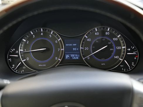 Used 2019 INFINITI QX80 Luxe w/ 22" Wheel Package RWD image 12