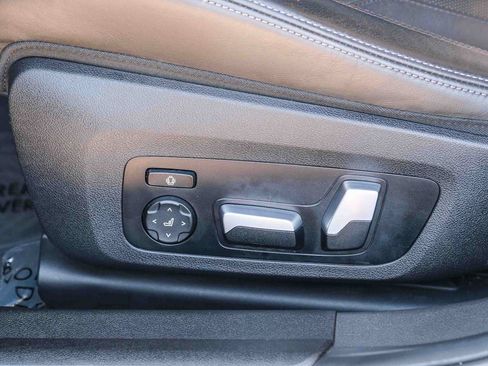 Used 2021 BMW M3 RWD image 24