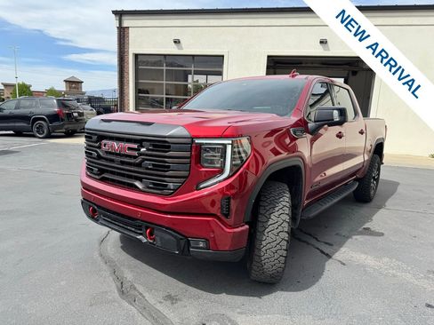 Used 2025 GMC Sierra 1500 AT4 w/ AT4 Premium Package image 3