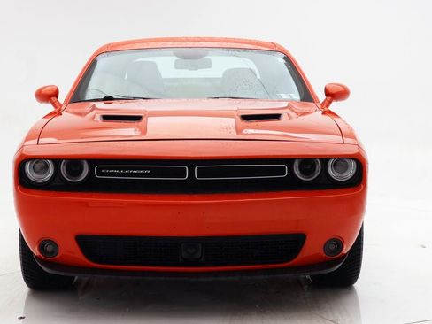 Used 2018 Dodge Challenger GT w/ Technology Group image 5