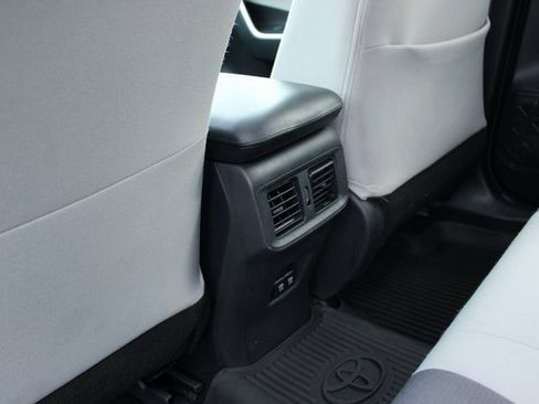 Used 2019 Toyota RAV4 XLE image 35