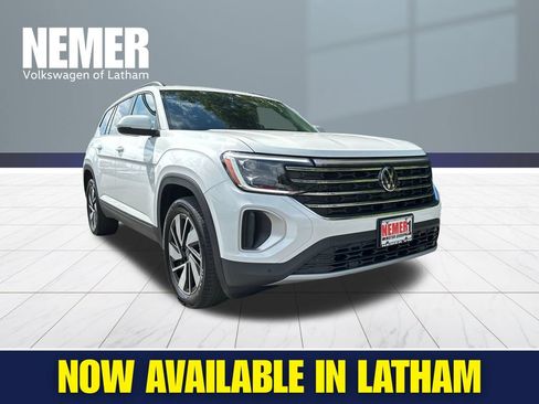 Used 2024 Volkswagen Atlas SE AWD/4WD image 5
