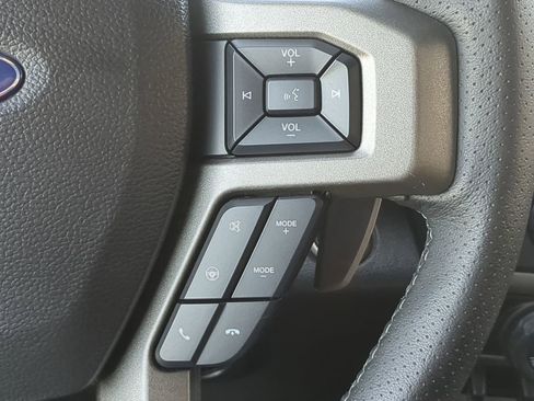 Used 2018 Ford F150 Raptor w/ Equipment Group 802A Luxury image 25