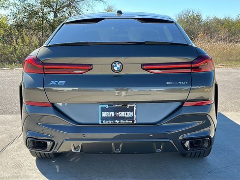 New 2026 BMW X6 xDrive40i w/ Climate Comfort Package image 7