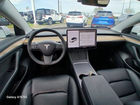 Used 2021 Tesla Model 3 Long Range AWD/4WD image 24