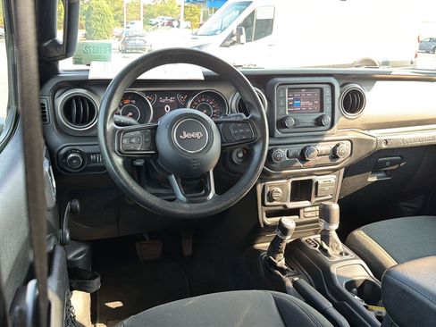 Used 2020 Jeep Wrangler Unlimited Sport AWD/4WD image 18
