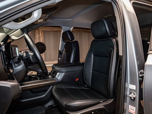 Used 2025 Chevrolet Silverado 1500 LT Trail Boss image 24