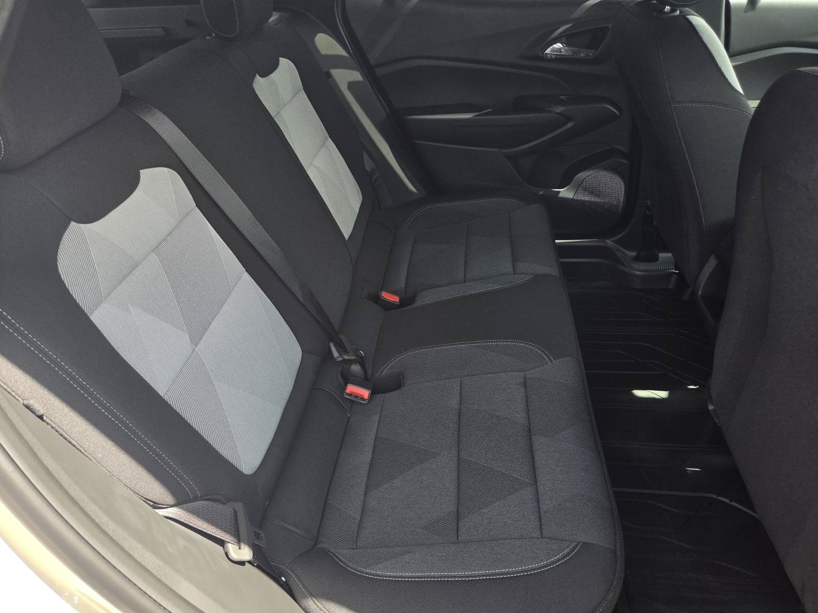New 2026 Chevrolet Trax RS FWD image 11