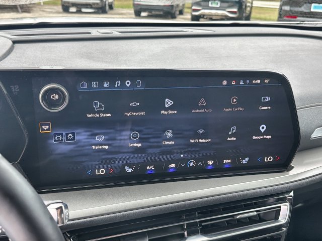 Used 2026 Chevrolet Traverse LT w/ Driver Confidence Package FWD image 13