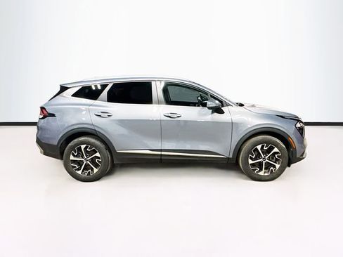 Used 2023 Kia Sportage EX image 8