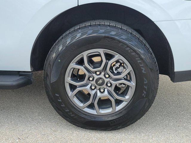 Certified 2025 Ford Expedition Active RWD image 9
