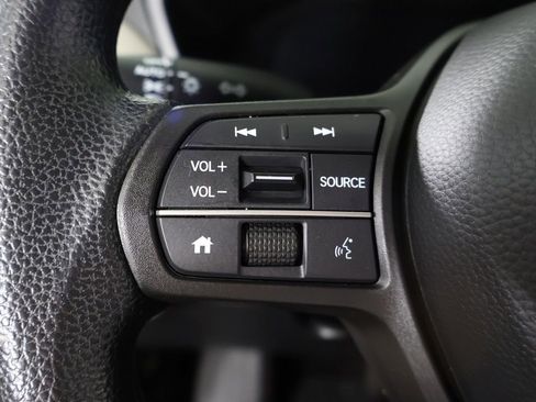 Used 2023 Honda HR-V LX image 38