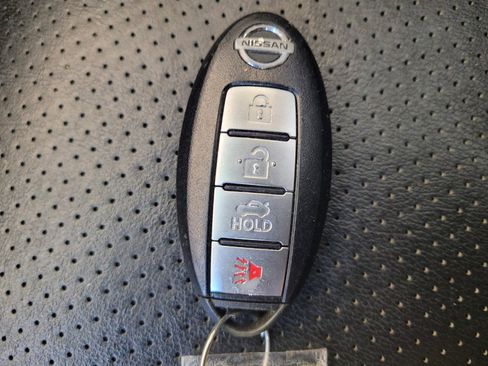 Used 2019 Nissan Sentra SL FWD image 32
