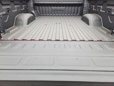 New 2026 GMC Sierra 2500 SLT w/ Texas SLT Premium Package image 38