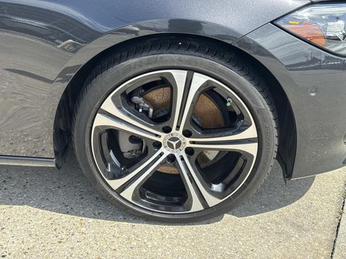 Used 2024 Mercedes-Benz C 300 Sedan image 4