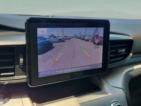 Used 2020 Ford Explorer XLT RWD image 28