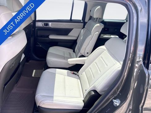 Used 2024 Hyundai Santa Fe Calligraphy FWD image 23