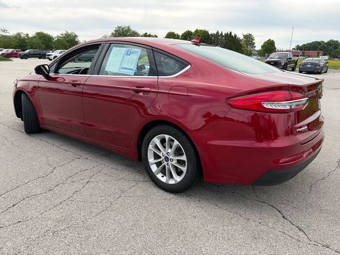 Used 2019 Ford Fusion SE FWD image 5