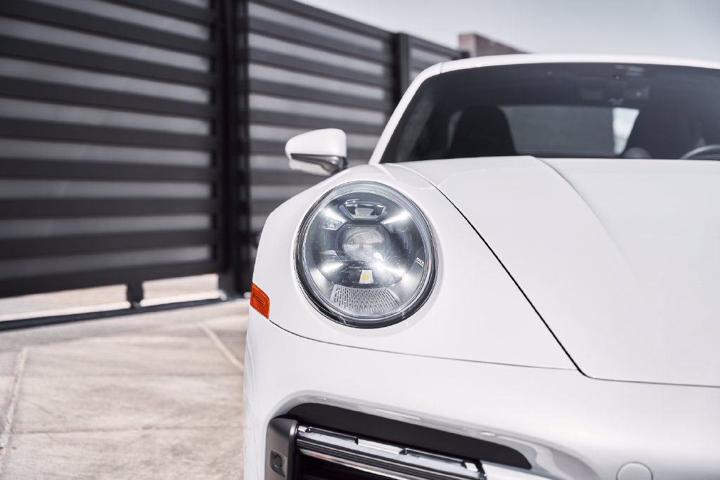 Used 2025 Porsche 911 Turbo S AWD/4WD image 9
