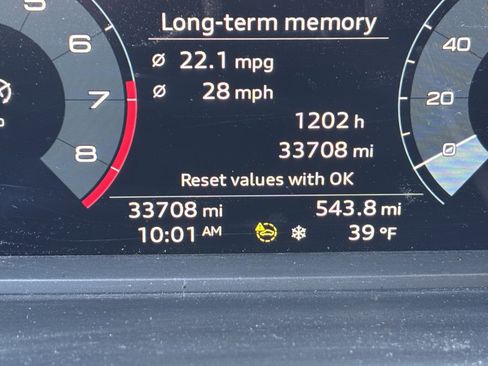 Used 2022 Audi Q3 2.0T Premium w/ Convenience Package image 6