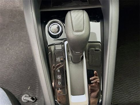 New 2025 Nissan Versa SV image 12