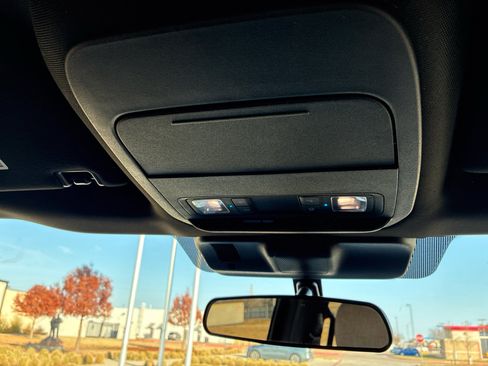 Used 2022 Ford F150 XLT image 58