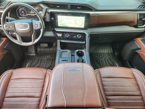 Used 2025 GMC Sierra 2500 Denali Ultimate AWD/4WD image 21