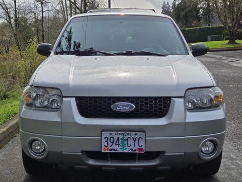 Used 2007 Ford Escape Limited image 26