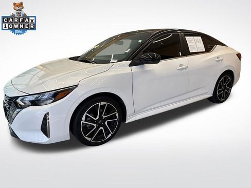 Used 2024 Nissan Sentra SR image 1