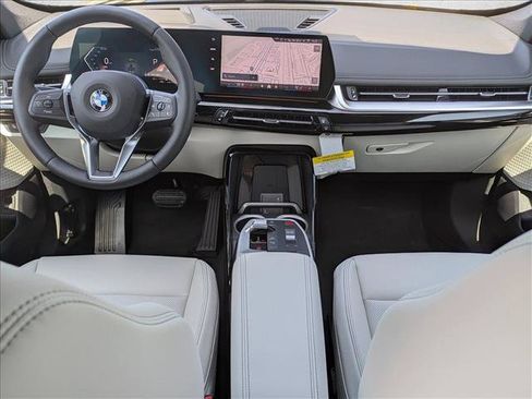 New 2027 BMW X1 xDrive28i AWD/4WD image 16